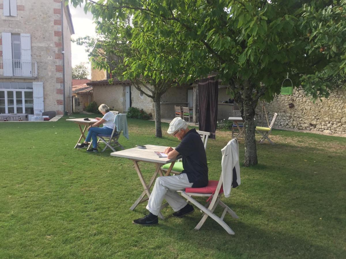 B&B La Mirande De Saint-Clar Экстерьер фото